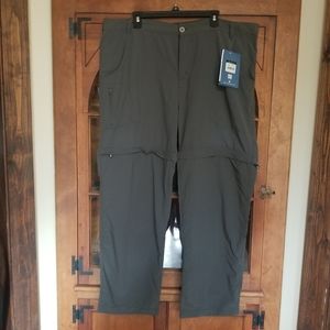 NWT Womens Outdoor pants, great for hiking